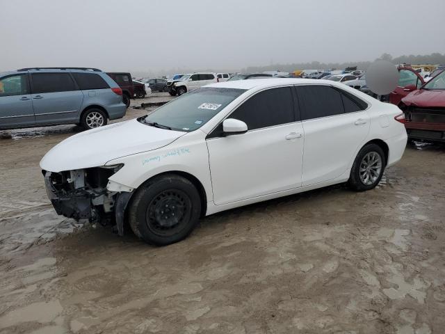 TOYOTA CAMRY LE 2015 with VIN 4T1BF1FK8FU069893 - Photo from auction