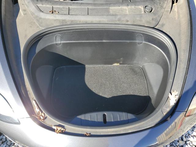Photo 11 from auction – 2018 TESLA MODEL 3 with VIN 5YJ3E1EB2JF104023