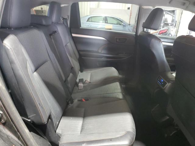 صورة رقم 11 من المزاد - 2015 TOYOTA HIGHLANDER مع VIN 5TDBKRFH3FS177023