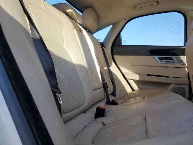 Photo 10 from auction – 2016 JAGUAR XF PRESTIG with VIN SAJBE4BV5GCY17842
