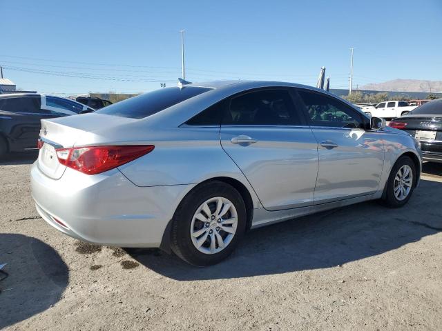 Photo 3 from auction – 2011 HYUNDAI SONATA GLS with VIN 5NPEB4AC2BH243640