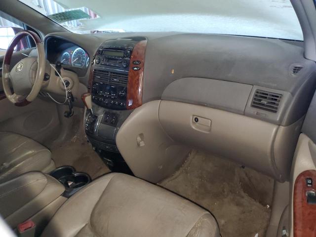 Photo 8 from auction – 2005 TOYOTA SIENNA XLE with VIN 5TDBA22C85S033504