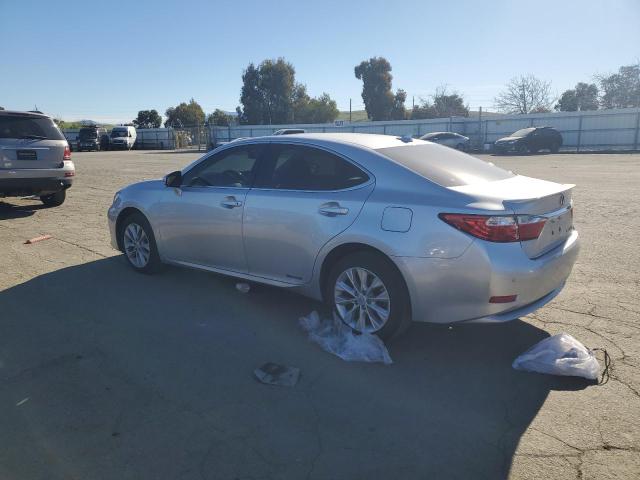 Photo 2 from auction – 2014 LEXUS ES 300H with VIN JTHBW1GG4E2075942