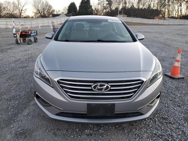 Photo 5 from auction – 2016 HYUNDAI SONATA SE with VIN 5NPE24AF2GH373208