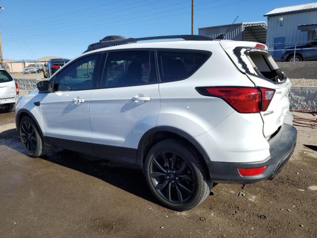 Photo 2 from auction – 2019 FORD ESCAPE SE with VIN 1FMCU0GD3KUB34695