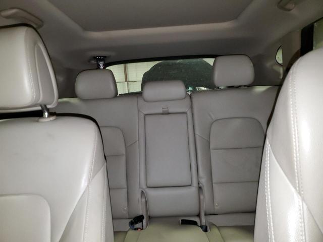 Photo 10 from auction – 2017 HYUNDAI TUCSON LIM with VIN KM8J3CA23HU339140