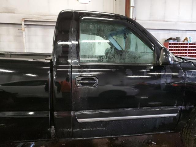 Photo 10 from auction – 2003 CHEVROLET SILVERADO with VIN 1GCEK14V83Z295361