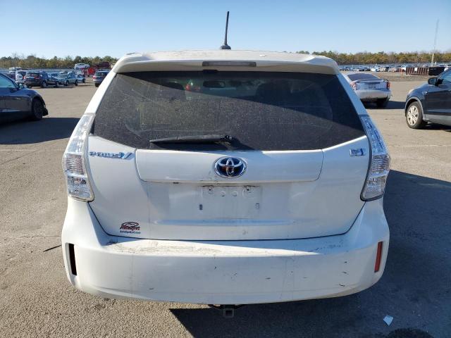 Photo 6 from auction – 2013 TOYOTA PRIUS V with VIN JTDZN3EU3D3216113