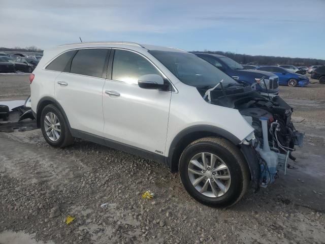 Photo 4 from auction – 2016 KIA SORENTO LX with VIN 5XYPGDA37GG105844