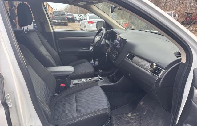 Photo 5 from auction – 2016 MITSUBISHI OUTLANDER with VIN JA4AZ3A36GZ041897