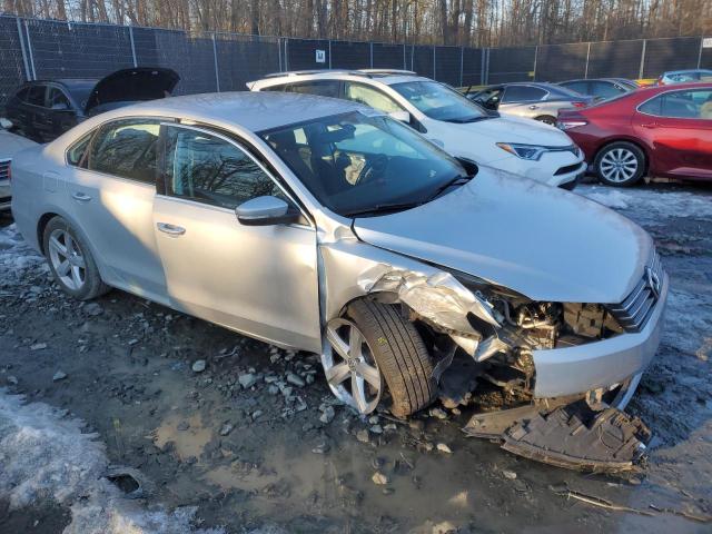 Photo 4 from auction – 2014 VOLKSWAGEN PASSAT SE with VIN 1VWBP7A35EC009611
