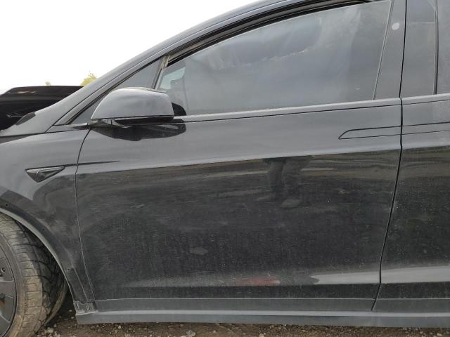 Photo 7 from auction – 2022 TESLA MODEL X with VIN 7SAXCBE69NF352830