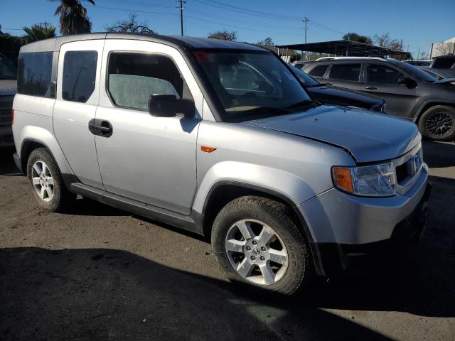 Photo 4 from auction – 2011 HONDA ELEMENT EX with VIN 5J6YH2H73BL000238