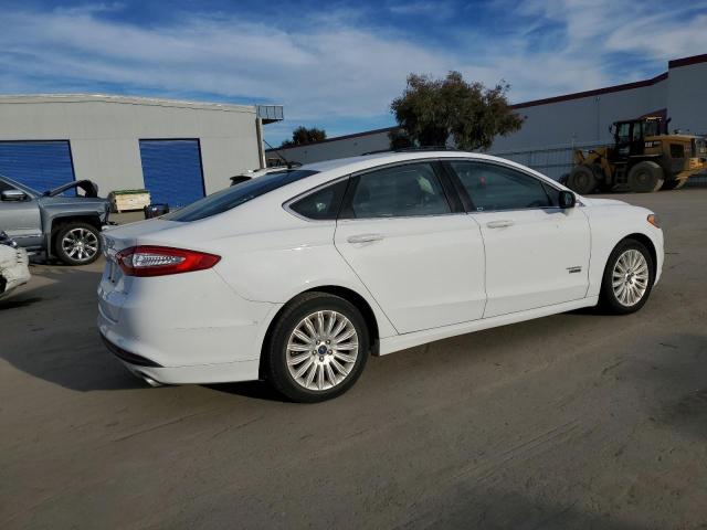 Photo 3 from auction – 2016 FORD FUSION SE with VIN 3FA6P0PU9GR404994