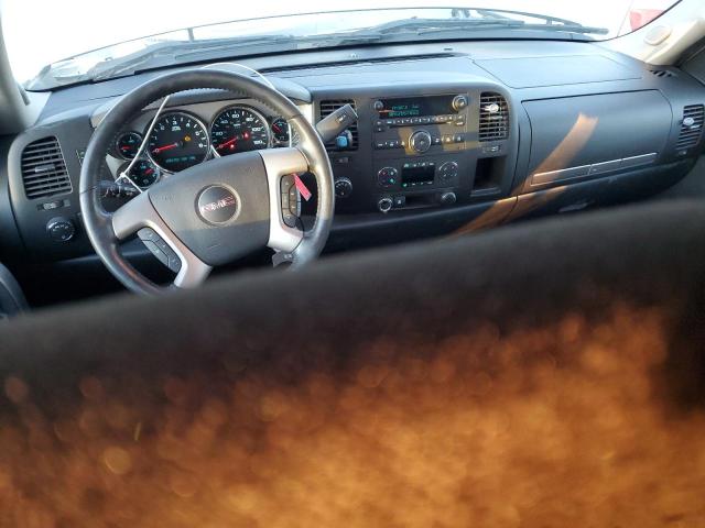 Photo 8 from auction – 2011 GMC SIERRA K15 with VIN 3GTP2VE35BG319949