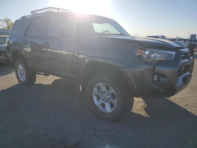 Photo 4 from auction – 2023 TOYOTA 4RUNNER SR with VIN JTEEU5JR6P5294291