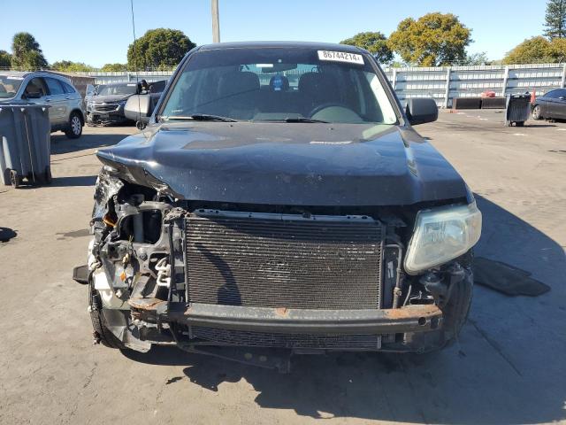Photo 5 from auction – 2010 MAZDA TRIBUTE I with VIN 4F2CY0C74AKM02642