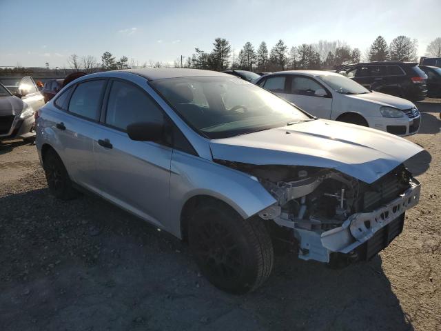 Снимка 4 от търг – 2017 FORD FOCUS S с VIN 1FADP3E26HL345395