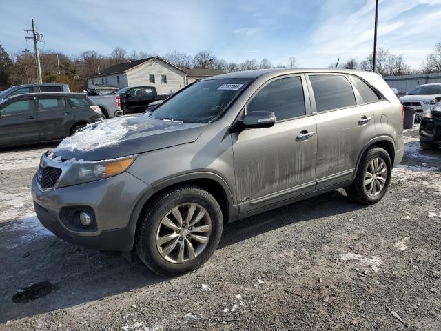 KIA SORENTO EX 2011 with VIN 5XYKUDA27BG017444 - Photo from auction