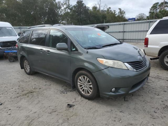 Photo 4 from auction – 2011 TOYOTA SIENNA XLE with VIN 5TDYK3DC4BS084021