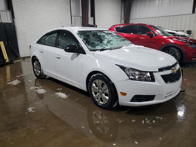 Photo 4 from auction – 2014 CHEVROLET CRUZE LS with VIN 1G1PA5SH4E7108348