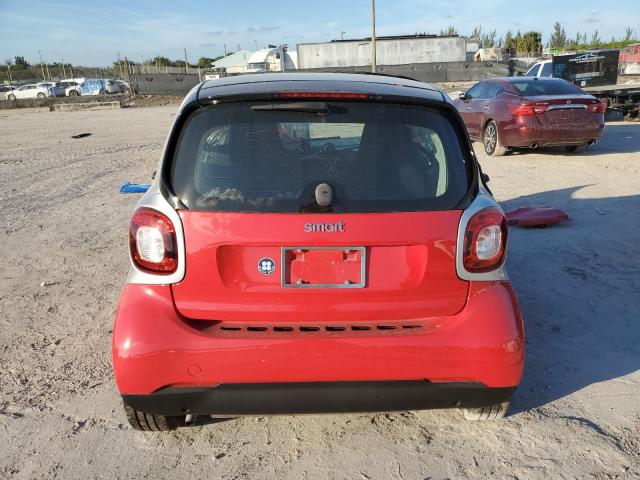 Photo 6 from auction – 2017 SMART FORTWO with VIN WMEFJ5DA6HK194414