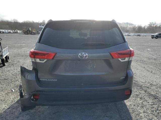 Photo 6 from auction – 2018 TOYOTA HIGHLANDER with VIN 5TDBZRFH9JS807602