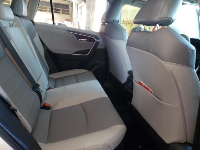 Photo 11 from auction – 2022 TOYOTA RAV4 LIMIT with VIN JTMD6RFV0ND066121