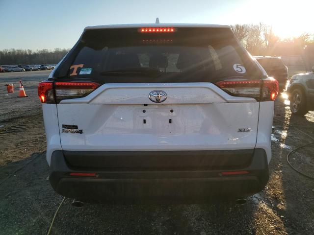 Photo 6 from auction – 2022 TOYOTA RAV4 XLE with VIN 2T3W1RFVXNC201438