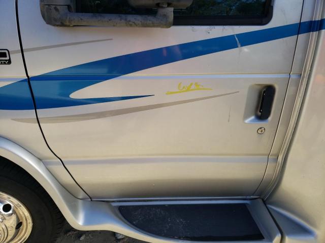 Photo 9 from auction – 2003 FORD ECONOLINE with VIN 1FDWE35SX3HA60277