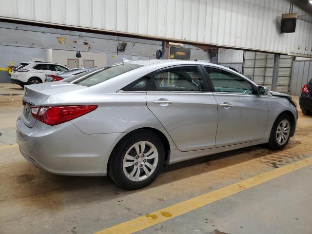 Photo 3 from auction – 2012 HYUNDAI SONATA GLS with VIN 5NPEB4AC4CH491048