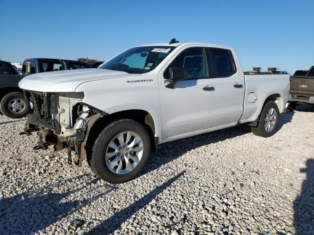 CHEVROLET SILVERADO 2020 with VIN 1GCRWBEH9LZ336147 - Photo from auction