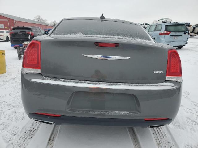 Photo 6 from auction – 2018 CHRYSLER 300 LIMITE with VIN 2C3CCAEG9JH226281
