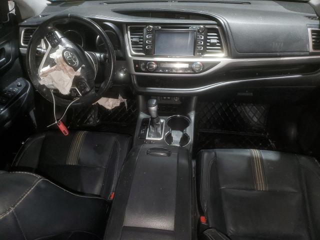 Photo 8 from auction – 2018 TOYOTA HIGHLANDER with VIN 5TDKZRFH8JS529534