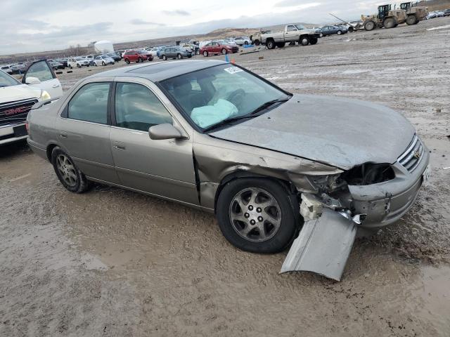 Photo 4 from auction – 2000 TOYOTA CAMRY LE with VIN JT2BG28K2Y0423043