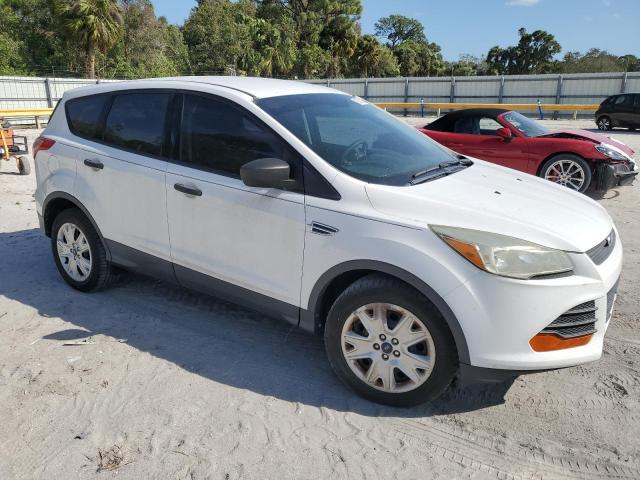 Photo 4 from auction – 2015 FORD ESCAPE S with VIN 1FMCU0F79FUB89072