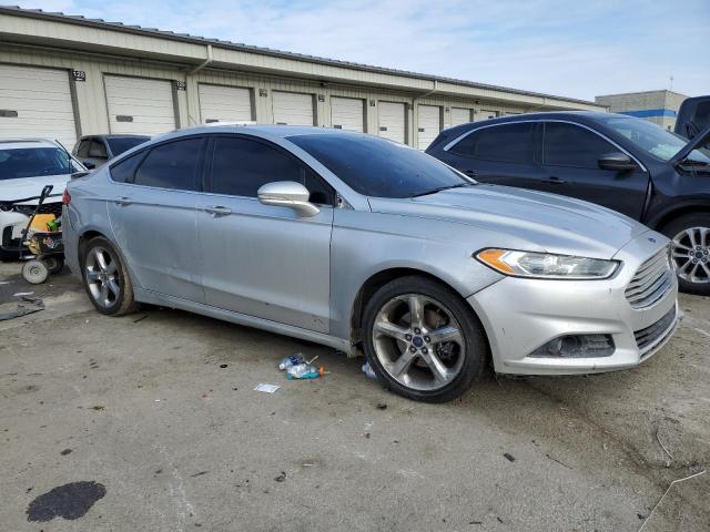 Photo 4 from auction – 2015 FORD FUSION SE with VIN 3FA6P0HD6FR134572