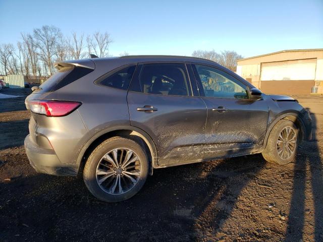 Photo 3 from auction – 2022 FORD ESCAPE SE with VIN 1FMCU9G63NUA07570