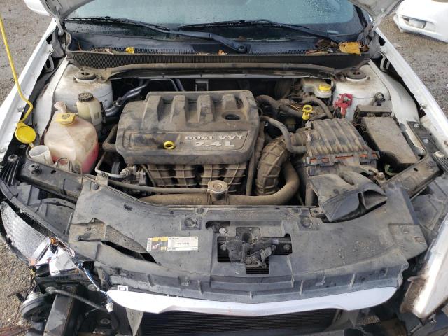 Photo 11 from auction – 2014 CHRYSLER 200 LX with VIN 1C3CCBAB3EN210705