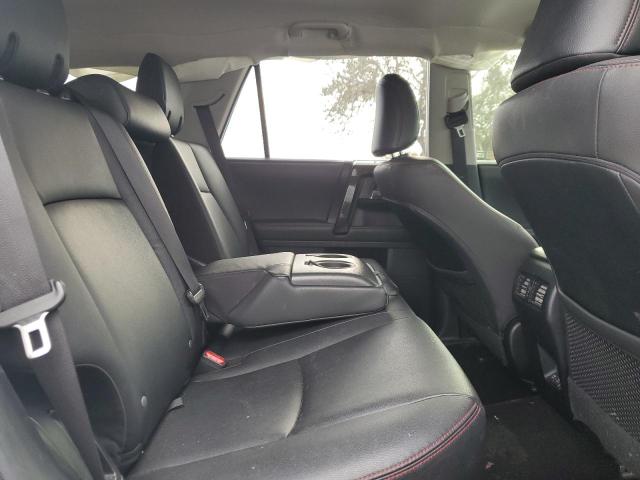 Photo 11 from auction – 2020 TOYOTA 4RUNNER SR with VIN JTEBU5JR1L5797112