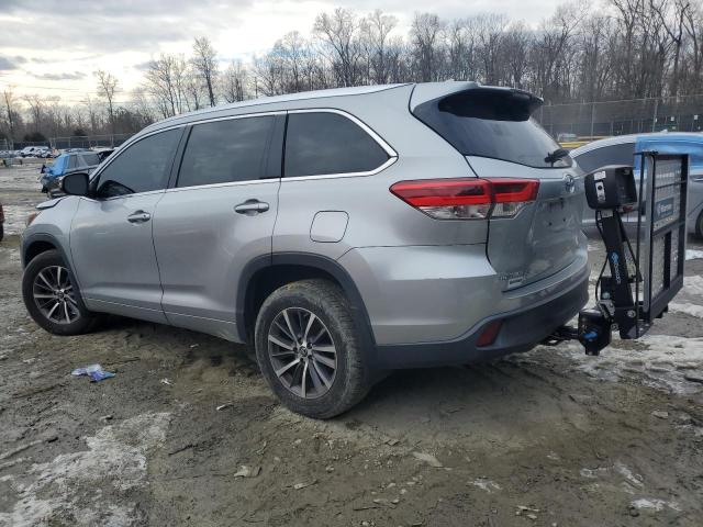 Photo 2 from auction – 2017 TOYOTA HIGHLANDER with VIN 5TDJZRFH7HS434758