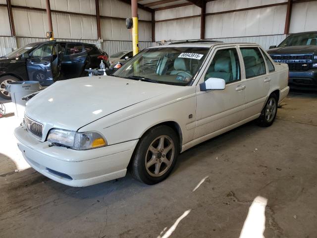 VOLVO S70 BASE 2000 with VIN YV1LS61J8Y2632529 - Photo from auction