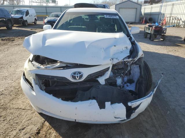 Photo 5 from auction – 2011 TOYOTA CAMRY HYBR with VIN 4T1BB3EK3BU133132