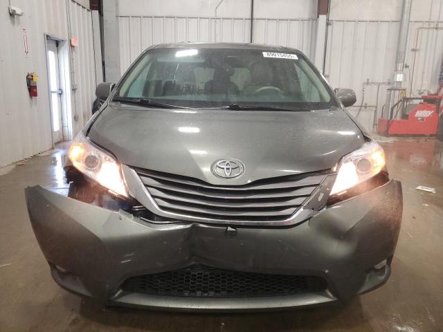 Photo 5 from auction – 2013 TOYOTA SIENNA XLE with VIN 5TDYK3DC8DS336985