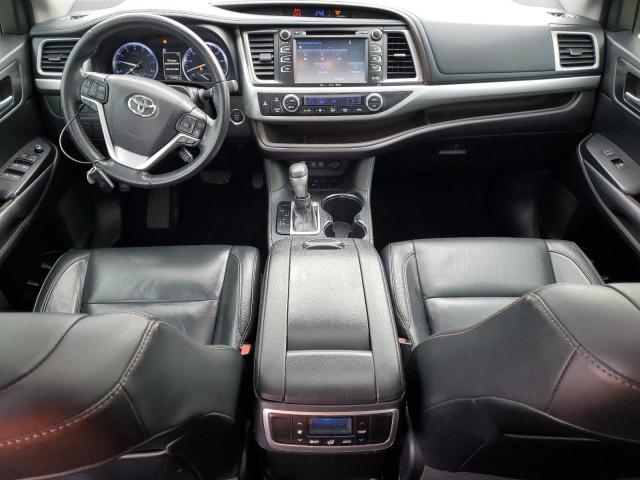 Photo 8 from auction – 2018 TOYOTA HIGHLANDER with VIN 5TDKZRFH8JS288073
