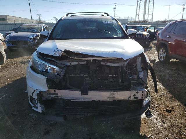 Photo 5 from auction – 2015 TOYOTA HIGHLANDER with VIN 5TDDCRFH0FS012178