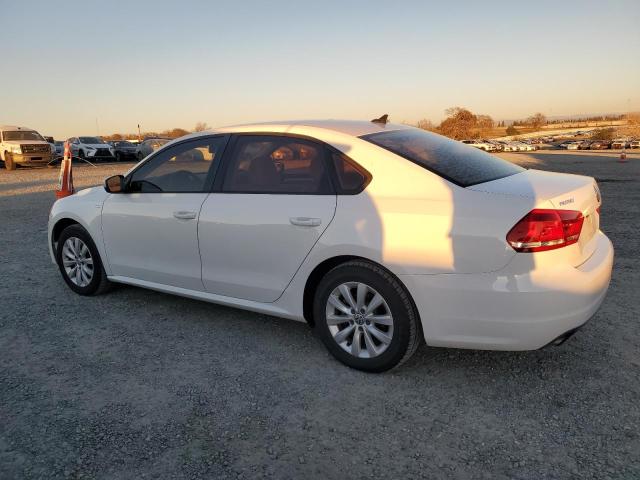 Photo 2 from auction – 2014 VOLKSWAGEN PASSAT S with VIN 1VWAS7A3XEC120150