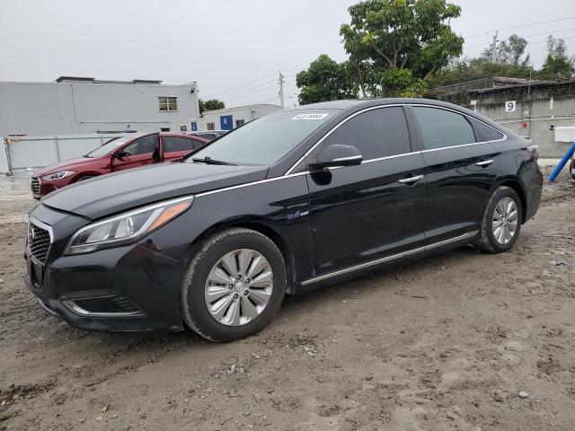 Photo 1 from auction – 2016 HYUNDAI SONATA HYB with VIN KMHE24L11GA019944