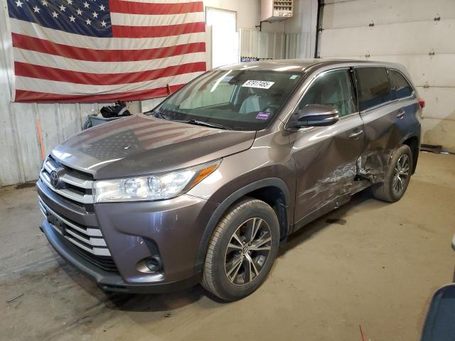 TOYOTA HIGHLANDER 2019 with VIN 5TDBZRFH5KS719552 - Photo from auction