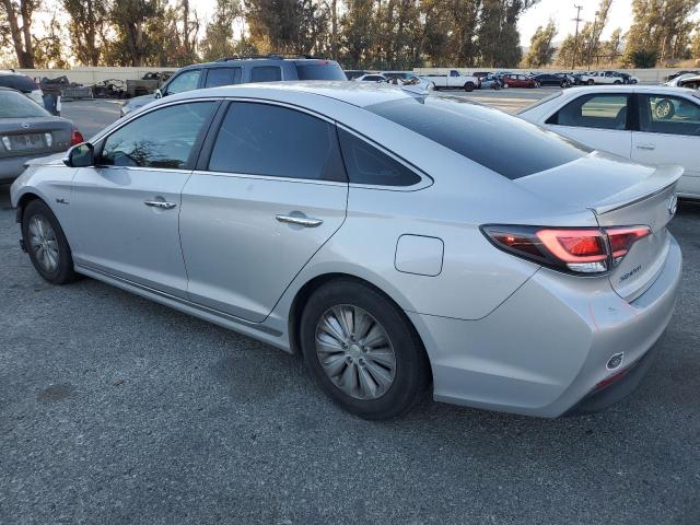 Photo 2 from auction – 2016 HYUNDAI SONATA HYB with VIN KMHE24L15GA014472